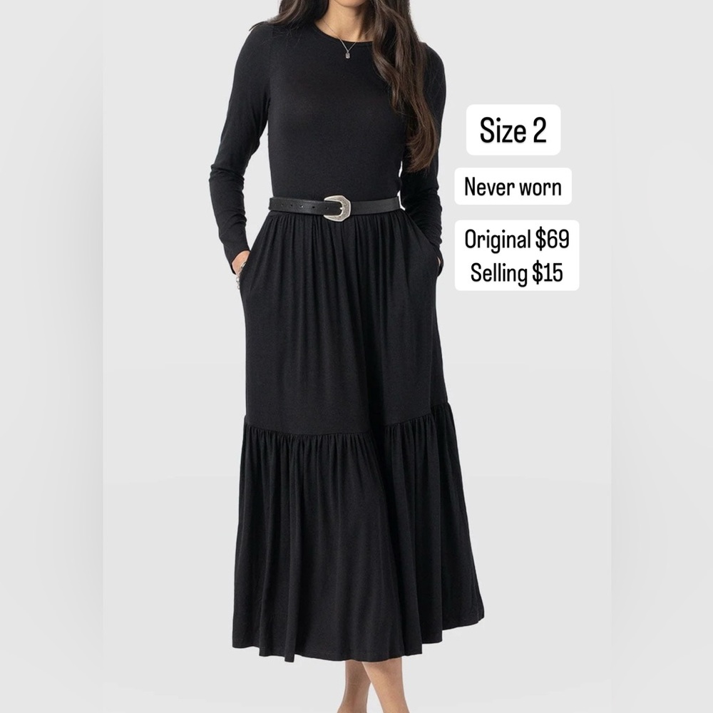 Elegant Black Maxi Dress